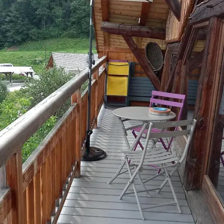 Les Balcons De Montvilliers