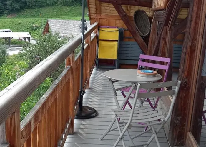 Les Balcons De Montvilliers